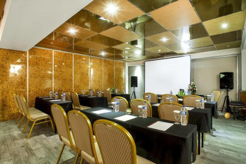 Kyriad Royal Bali 3* Seminyak (Bali)