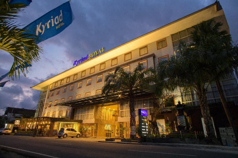Kyriad Royal Bali 3*